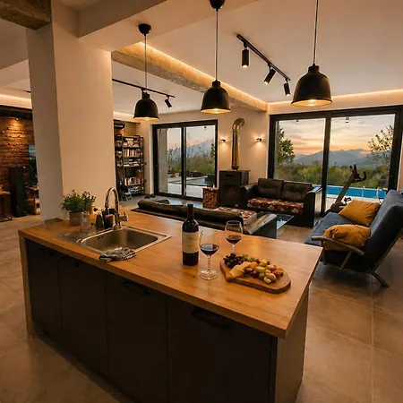 Luxury With Pool Garden Fire Pit Stunning Vodno Views Skopje