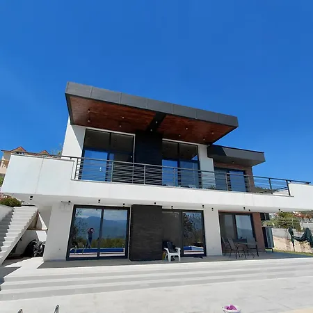 Apartment Luxury With Pool Garden Fire Pit Stunning Vodno Views Skopje